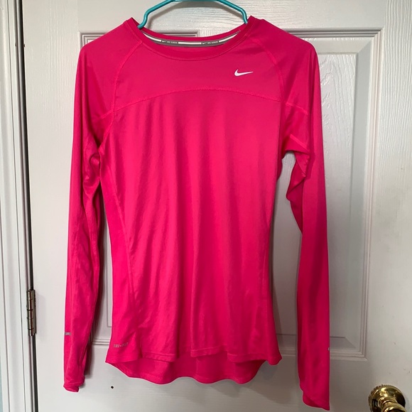 Nike Tops - Nike running top